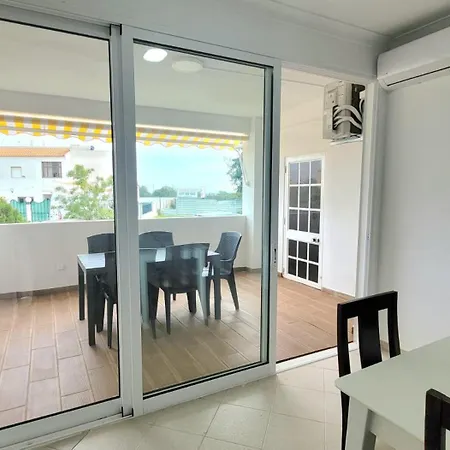 Mikes Vale Caranguejo タヴィラ