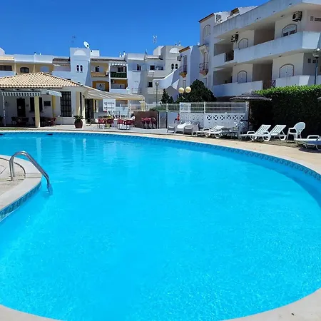 Mikes Vale Caranguejo * タヴィラ